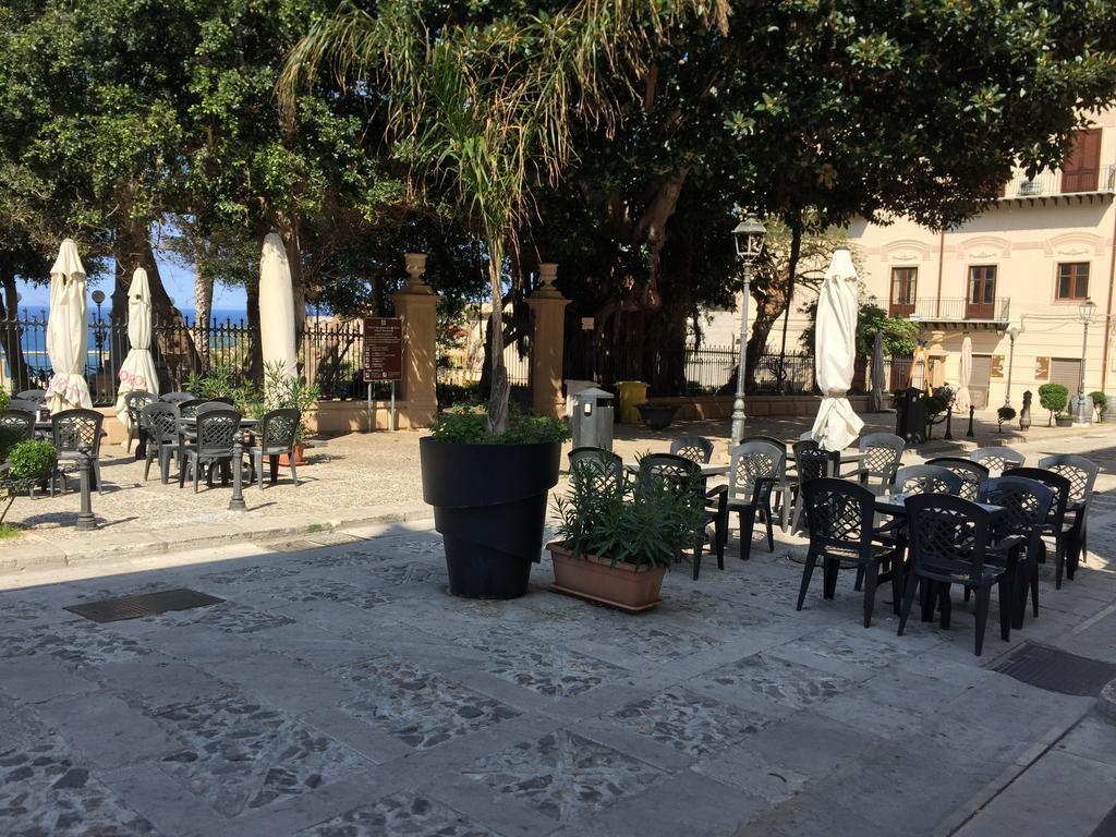 Residence Le Rose Castellammare del Golfo Eksteriør billede