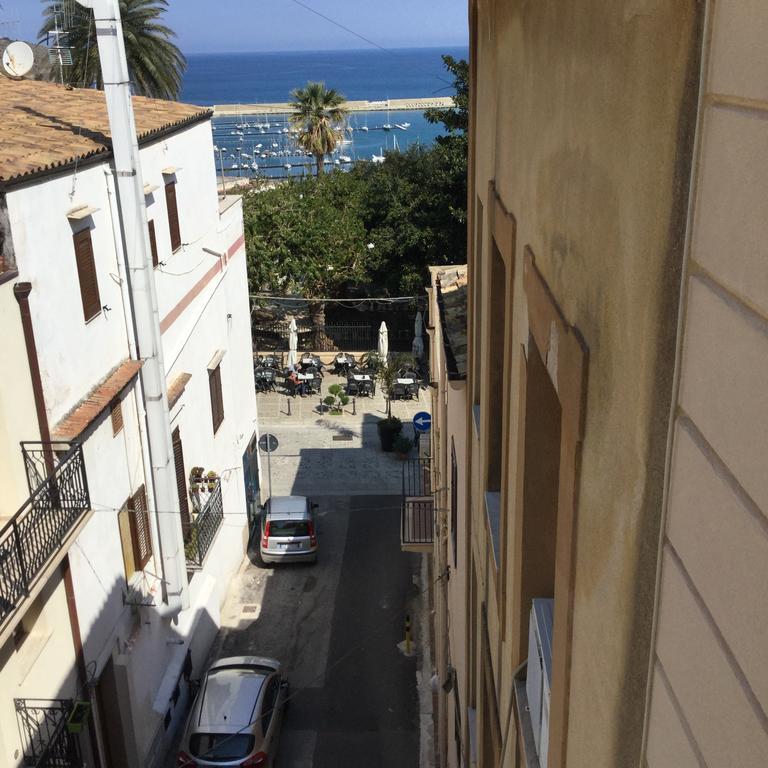 Residence Le Rose Castellammare del Golfo Eksteriør billede